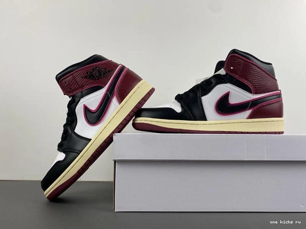 Rep Onekick  MID 1 RelaxedFit FQ7818- JORDAN AIR 3653 1026